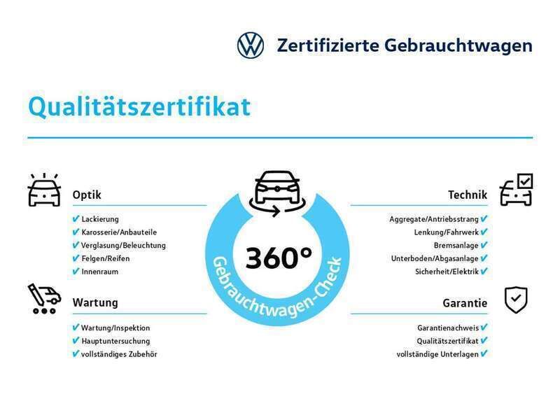 Gebraucht VW Golf VIII Move 150 PS (110 kW) 2024 Atlantic blue metallic Limousine