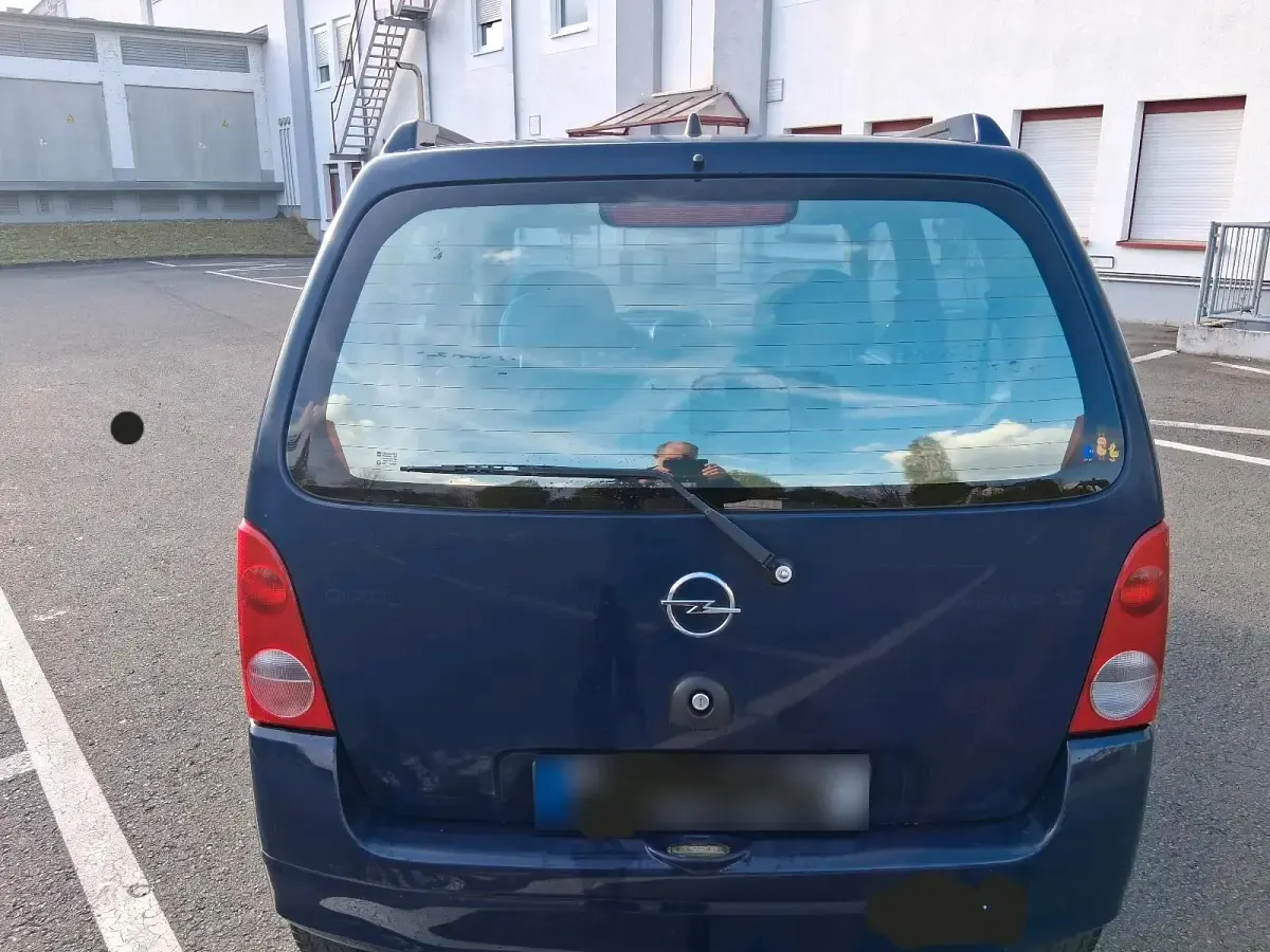 Gebraucht Opel Agila 75 PS (55 kW) 2001 Blau Van / Kleinbus
