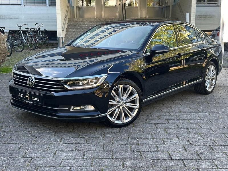Schwarz Gebraucht 2016 VW Passat Highline Limousine | 18.499 € (Fairer Preis) - Bild 1/4