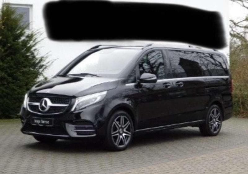Schwarz Gebraucht 2020 Mercedes V300 Avantgarde Edition Van / Kleinbus | 54.200 € (Guter Preis) - Bild 1/4