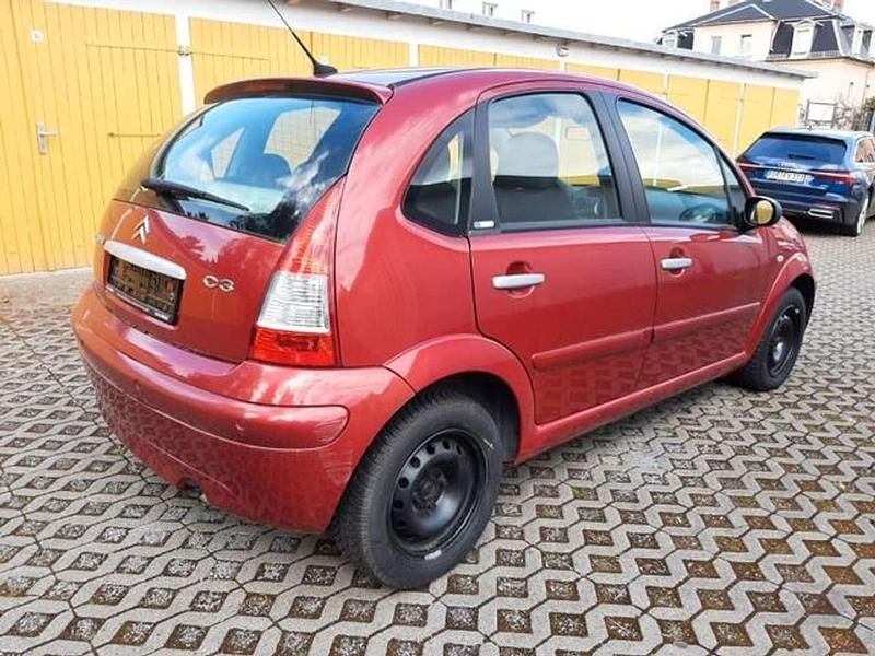 Gebraucht Citroën C3 Exclusive 73 PS (53 kW) 2006 Farbe luziferrot/metallic Kleinwagen