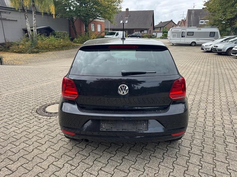 Gebraucht VW Polo Allstar 90 PS (66 kW) 2016 Schwarz Limousine