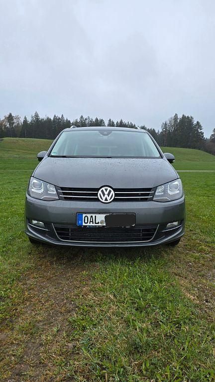 Gebraucht VW Sharan Highline 184 PS (135 kW) 2015 Grau Van / Kleinbus