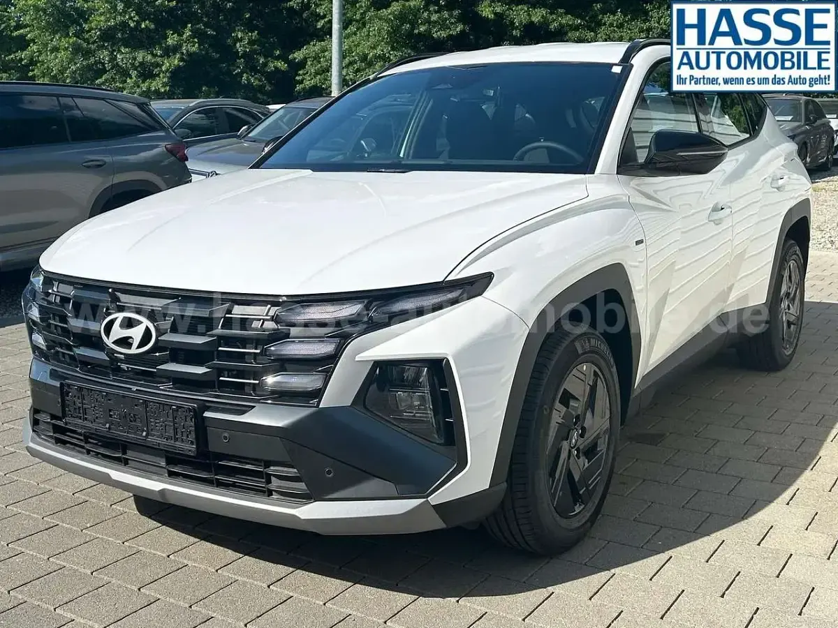 Neu Hyundai Tucson Blackline 239 PS (175 kW) 2026 Atlas white uni SUV