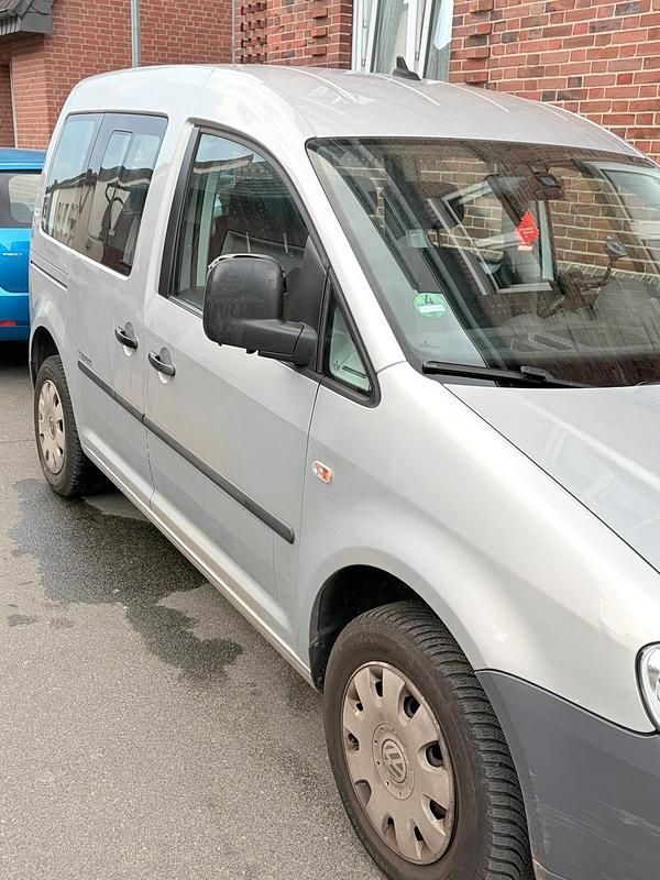 Gebraucht VW Caddy 77 PS (56 kW) 2010 Silber Van / Kleinbus