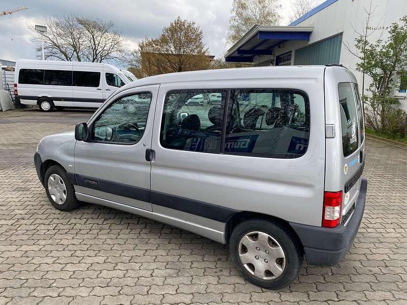 Gebraucht Citroën Berlingo 75 PS (55 kW) 2007 Silber Van / Kleinbus