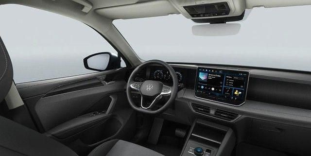 Neu VW Tiguan 131 PS (96 kW) 2025 Oyster silver metallic SUV