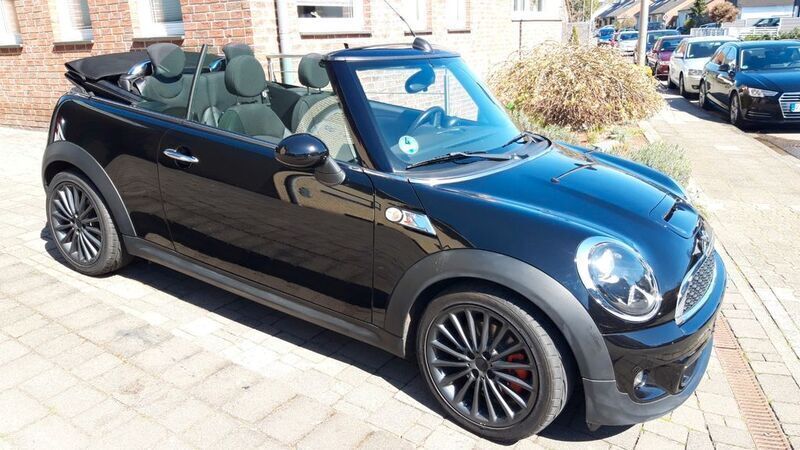 Schwarz Gebraucht 2011 Mini Cooper S Cabriolet Cabrio | 8.950 € (Guter Preis) - Bild 1/4