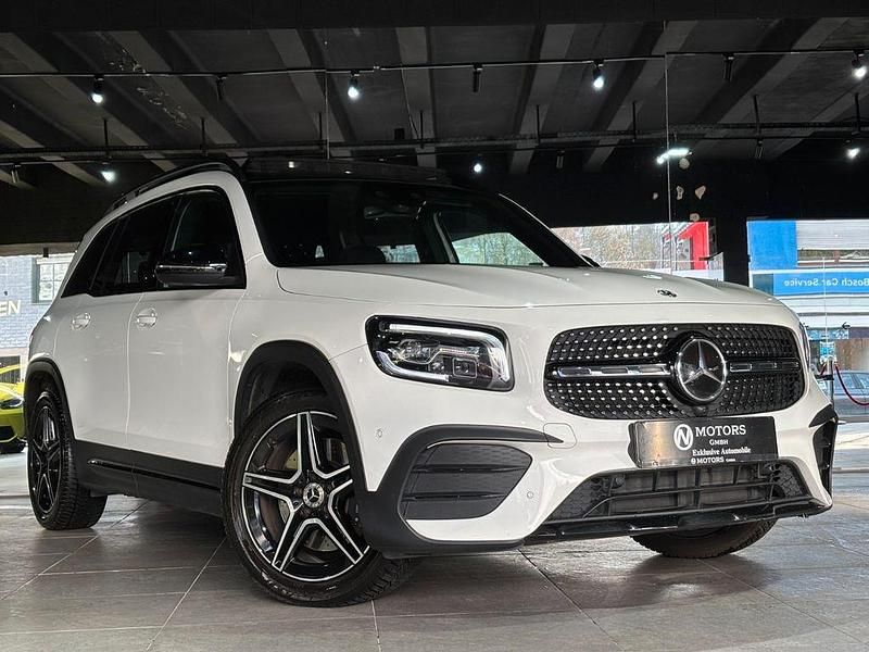 Weiß Gebraucht 2020 Mercedes GLB220 AMG SUV | 27.999 € (Guter Preis) - Bild 1/4