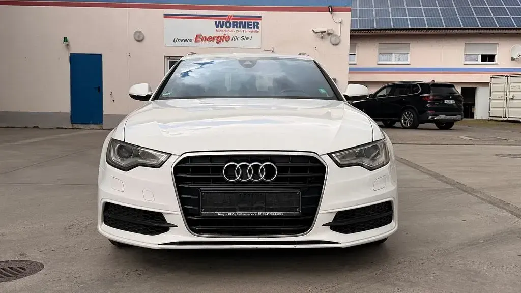 Używany Audi A6 Ambiente 245 KM (180 kW) 2012 Biały Kombi