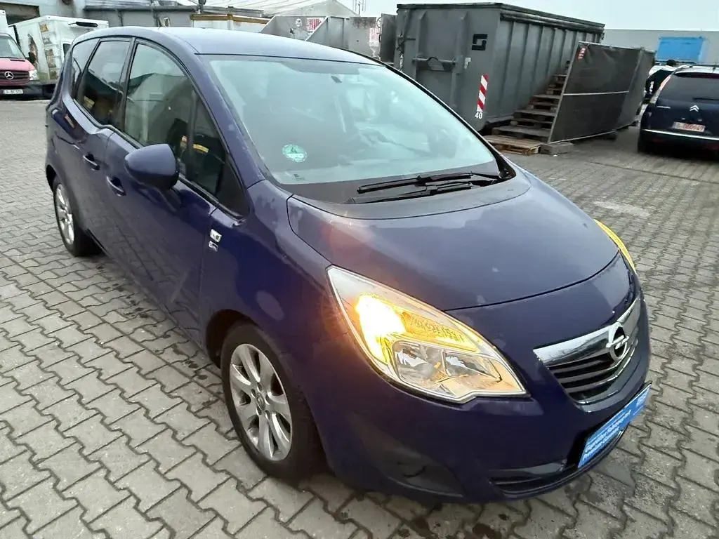 Gebraucht Opel Meriva 110 PS (80 kW) 2013 Royal blau (s2) Van / Kleinbus