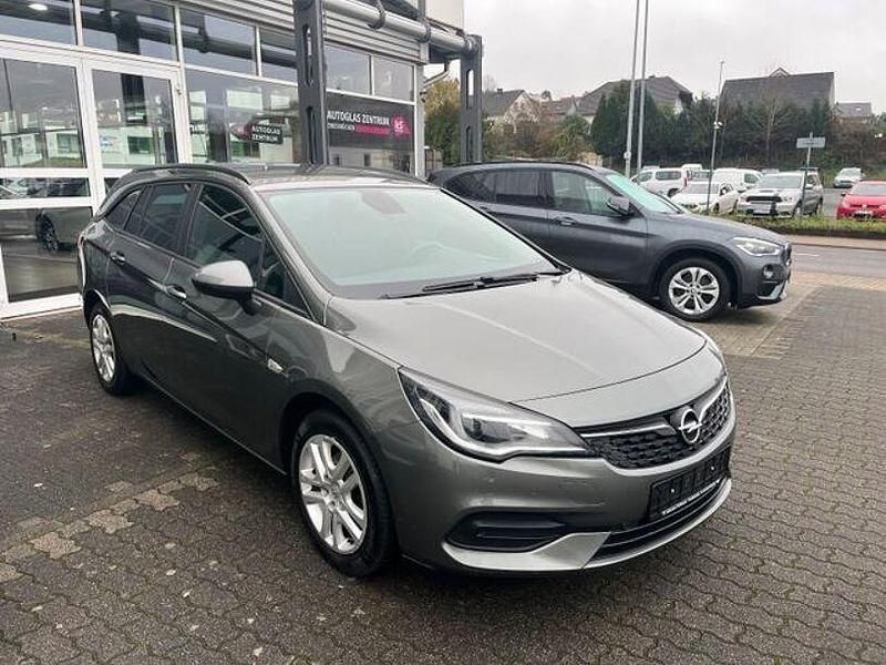 Gebraucht Opel Astra Edition 131 PS (96 kW) 2020 Grau Kombi