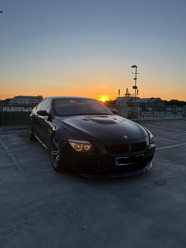 Schwarz Gebraucht 2006 BMW M6 Coupé | 25.800 € (Teuer) - Bild 1/4