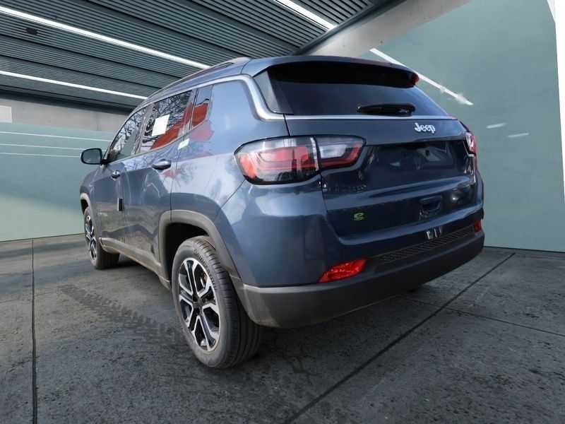 Gebraucht Jeep Compass Limited 131 PS (96 kW) 2023 Blau SUV