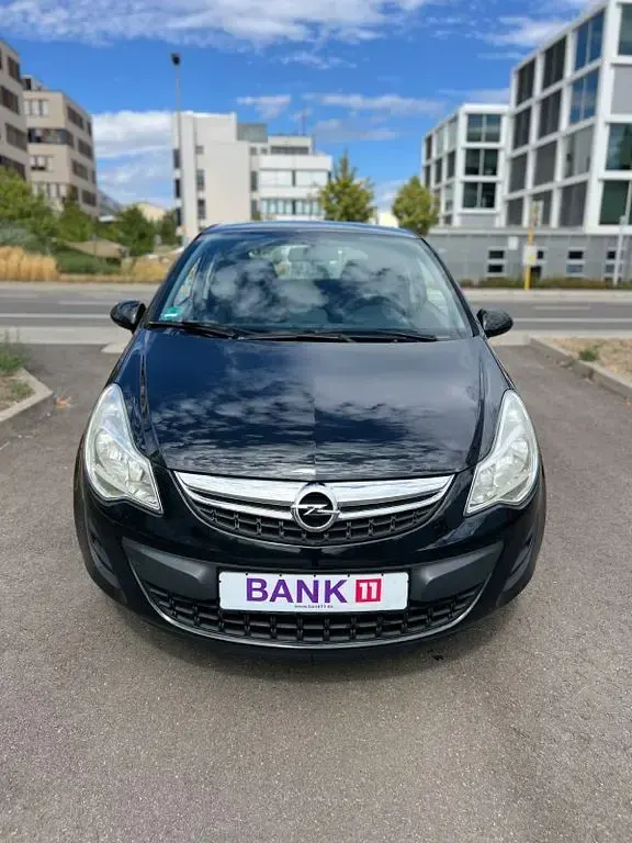 Gebraucht Opel Corsa Active 87 PS (63 kW) 2013 Schwarz Kleinwagen