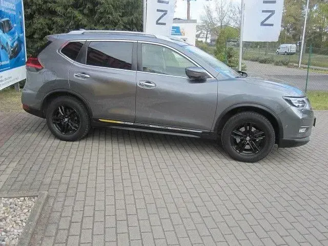 Gebraucht Nissan X-Trail Tekna 150 PS (110 kW) 2020 Grau SUV
