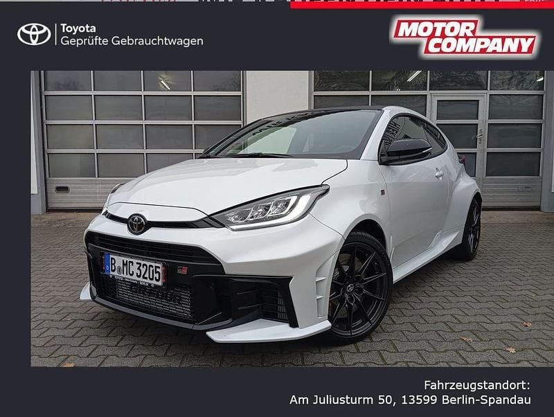 Weiß Gebraucht 2024 Toyota Yaris Kleinwagen | 55.100 € (Teuer) - Bild 1/4
