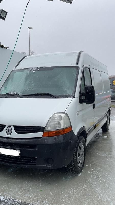 Usado Renault Master 120 HP (88 kW) 2010 Branco Monovolume