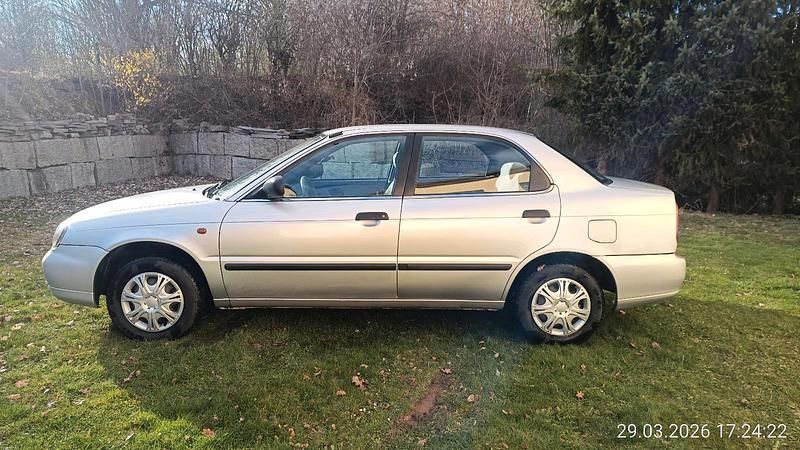 Gebraucht Suzuki Baleno 86 PS (63 kW) 1999 Silber Limousine