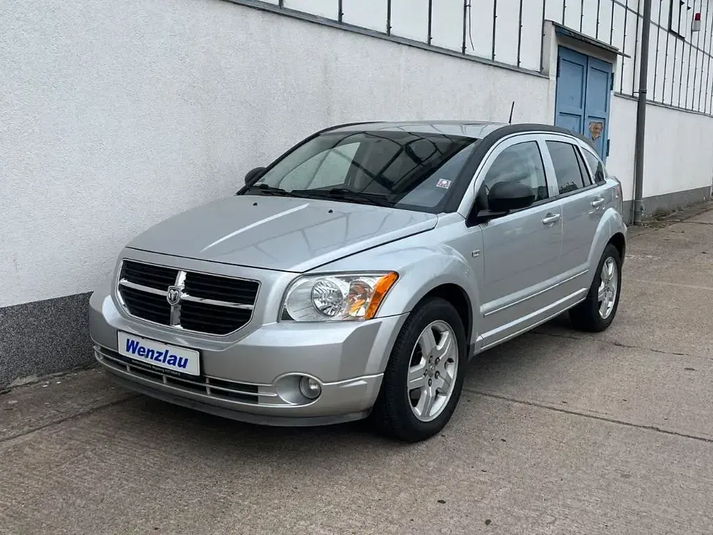 Gebraucht Dodge Caliber SXT 140 PS (102 kW) 2009 Silber Kleinwagen