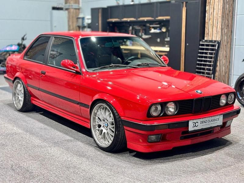 Gebraucht BMW M3 Sport Line 238 PS (175 kW) 1991 Rot Cabrio