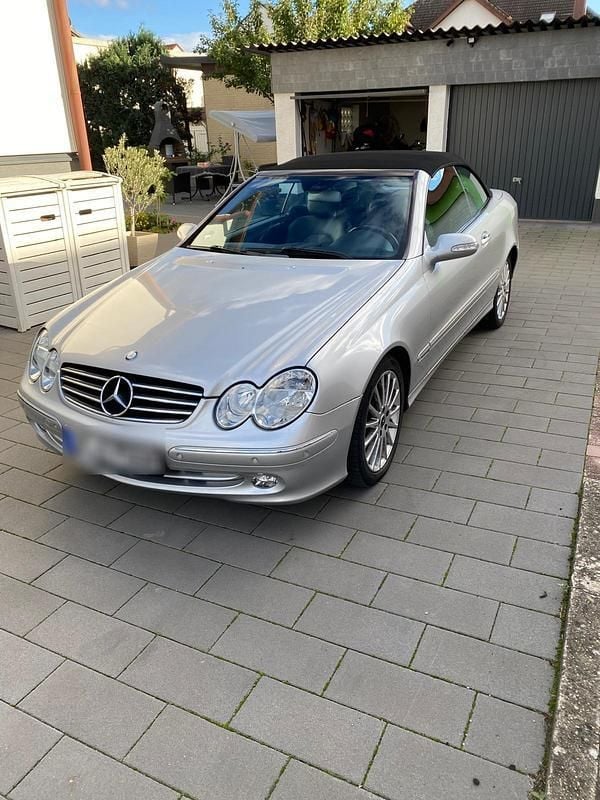 Silber Gebraucht 2003 Mercedes CLK200 Cabrio | 4.500 € - Bild 1/4