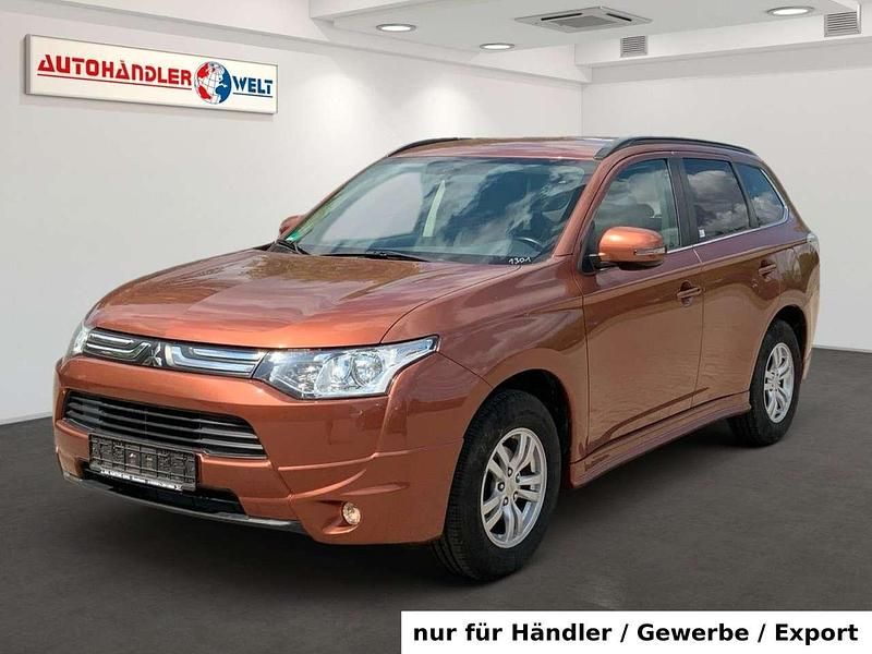 Orange Gebraucht 2013 Mitsubishi Outlander SUV | 9.499 € (Fairer Preis) - Bild 1/3