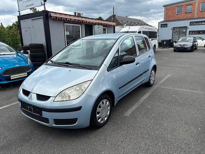 Blau Gebraucht 2006 Mitsubishi Colt Inform Limousine | 1.950 € (Fairer Preis) - Bild 1/4