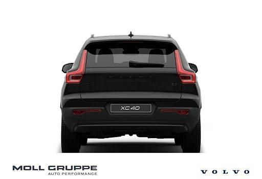 Neu Volvo XC40 Plus 163 PS (119 kW) 2026 Schwarz SUV