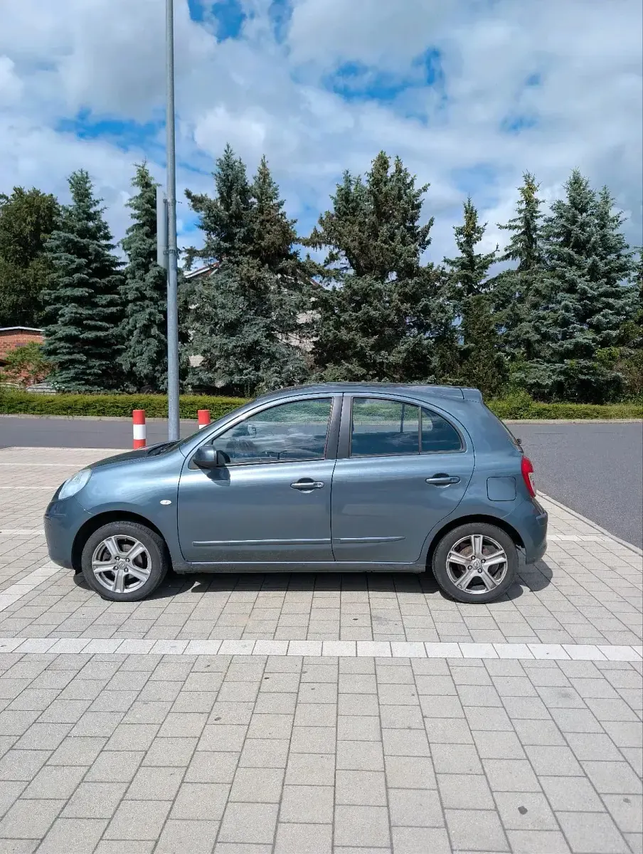 Gebraucht Nissan Micra 80 PS (58 kW) 2011 Grau Kleinwagen