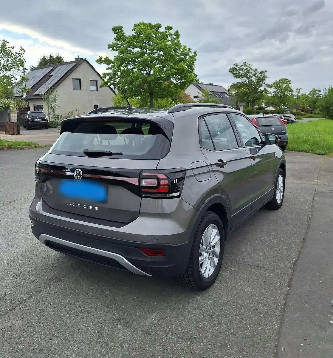 Gebraucht VW T-Cross Life 95 PS (69 kW) 2020 Grau SUV