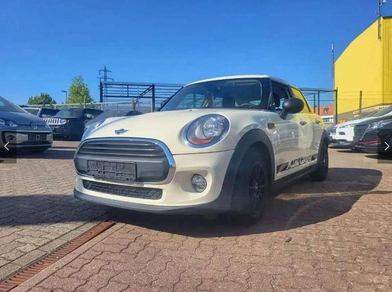 Gebraucht Mini Cooper 102 PS (75 kW) 2015 Weiß Kleinwagen