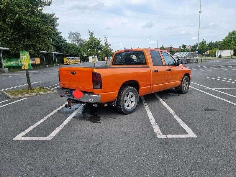 Usado Dodge Ram 349 CV (256 kW) 2004 Naranja Pickup/Camioneta
