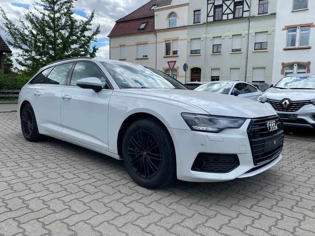 Gebraucht Audi A6 Sport 231 PS (169 kW) 2020 Gletscherweiss Kombi