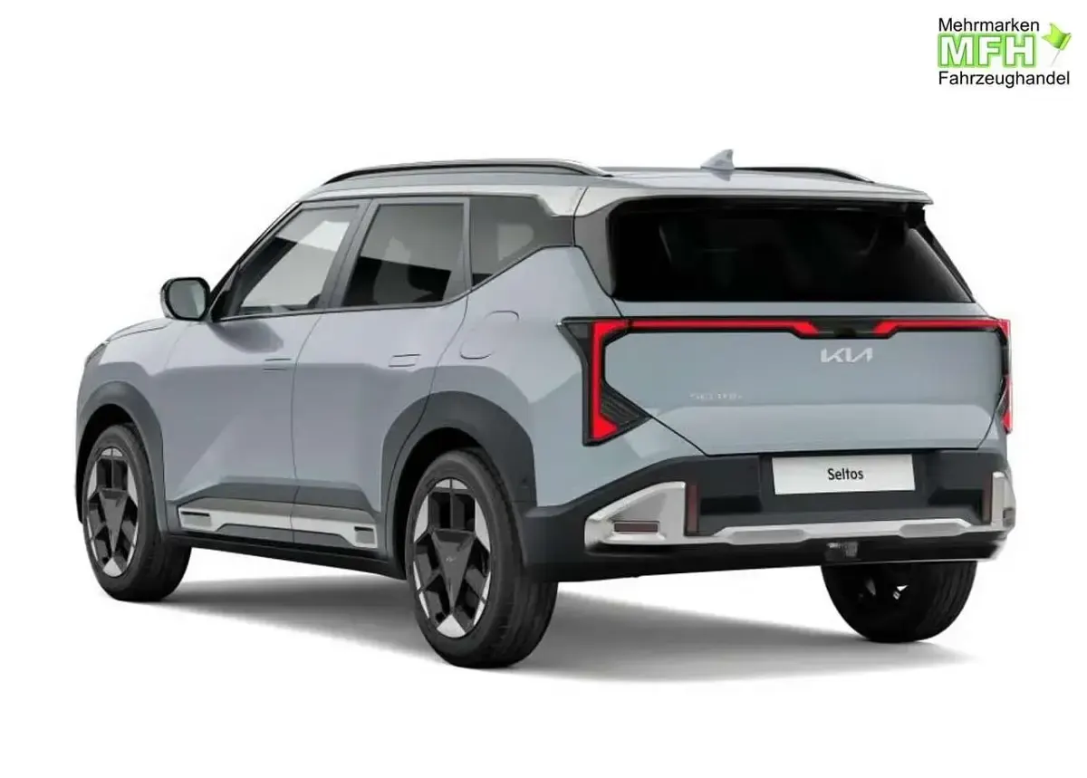 Neu Kia Seltos Vision 179 PS (131 kW) 2026 Pale gray metallic SUV