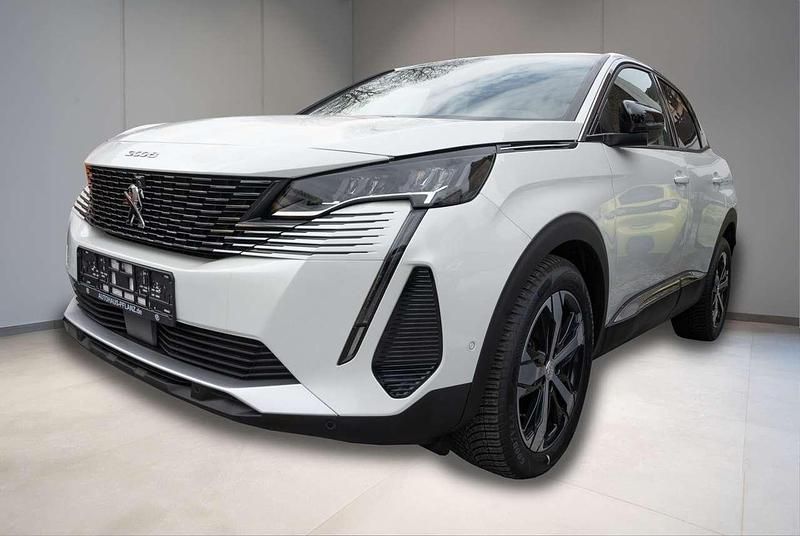 Weiss Gebraucht 2023 Peugeot 3008 Allure SUV | 23.885 € (Guter Preis) - Bild 1/4