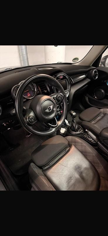 Usata Mini Cooper 136 CV (100 kW) 2016 Nero Utilitaria