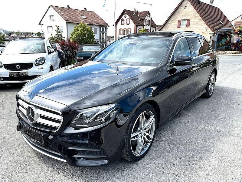 Schwarz Gebraucht 2017 Mercedes E220 AMG Limousine | 26.900 € (Etwas zu teuer) - Bild 1/4