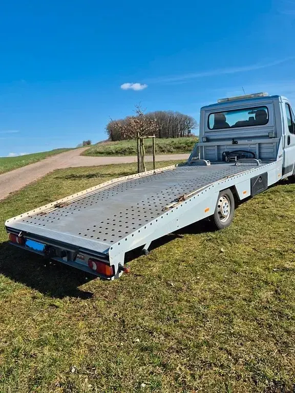 Gebraucht Peugeot Boxer 163 PS (119 kW) 2018 Silber Van