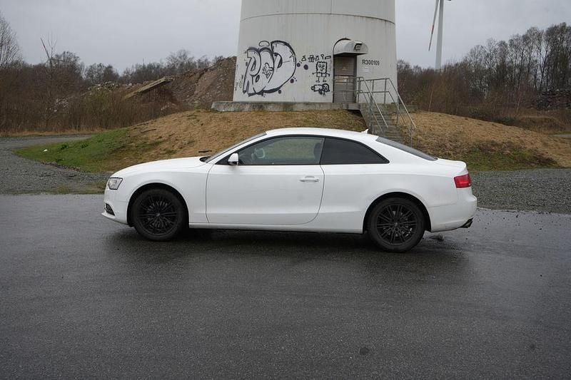Gebraucht Audi A5 Comfort 170 PS (125 kW) 2013 Weiß Coupé