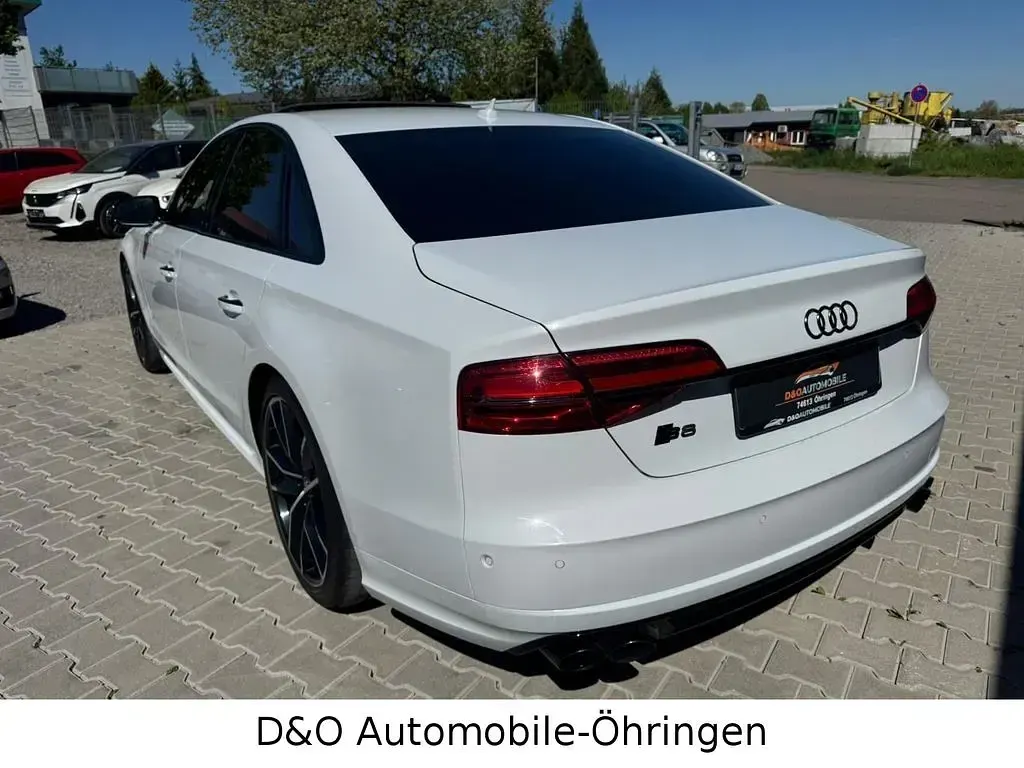 Gebraucht Audi S8 Ambiente 519 PS (381 kW) 2014 Weiß Limousine