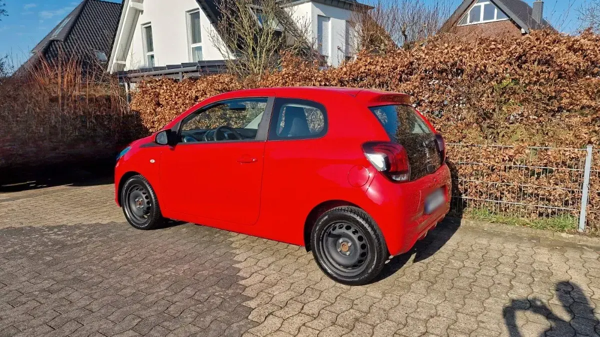 Gebraucht Peugeot 108 Active 69 PS (50 kW) 2014 Rot Kleinwagen