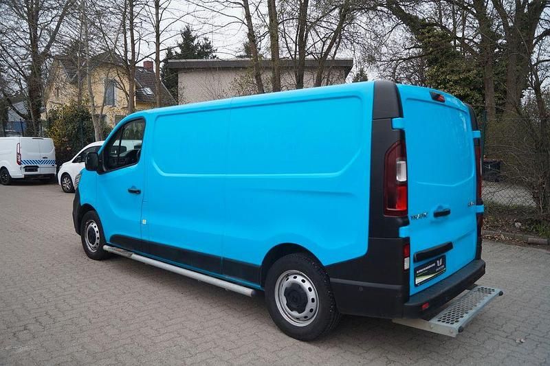 Gebraucht Renault Trafic 150 PS (110 kW) 2022 Blau Van / Kleinbus