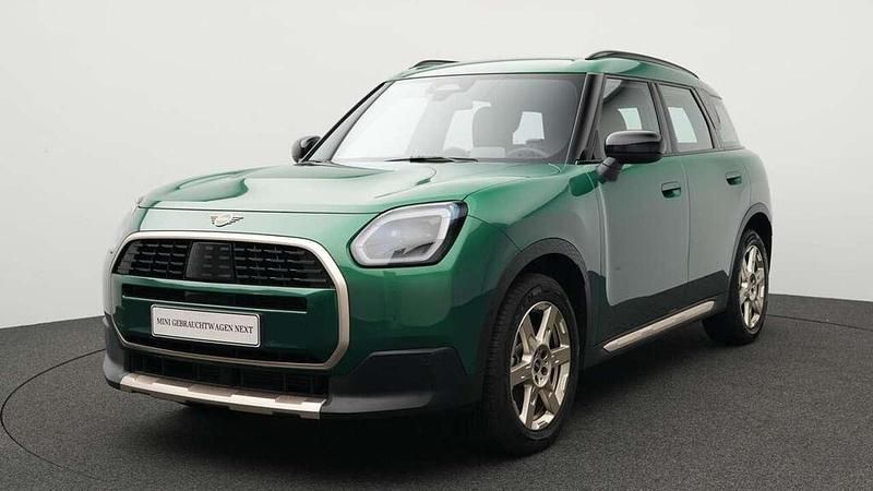 Grün Gebraucht 2024 Mini Countryman Favoured SUV | 31.779 € (Superpreis) - Bild 1/4
