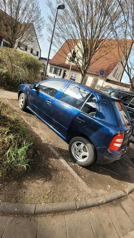 Gebraucht Skoda Fabia 60 PS (44 kW) 2004 Blau Limousine