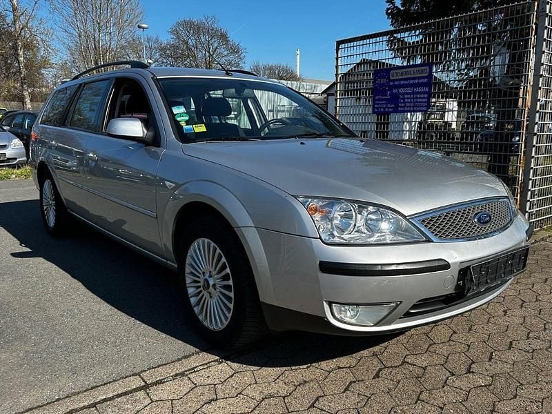Gebraucht Ford Mondeo Ghia 131 PS (96 kW) 2005 Silber Kombi