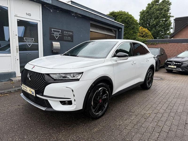 Weiß Gebraucht 2022 DS Automobiles DS7 Crossback Performance SUV | 22.900 € (Fairer Preis) - Bild 1/4