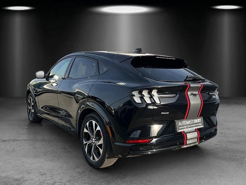 Gebraucht Ford Mustang Mach-E 197 kW (269 PS) 2022 Schwarz SUV
