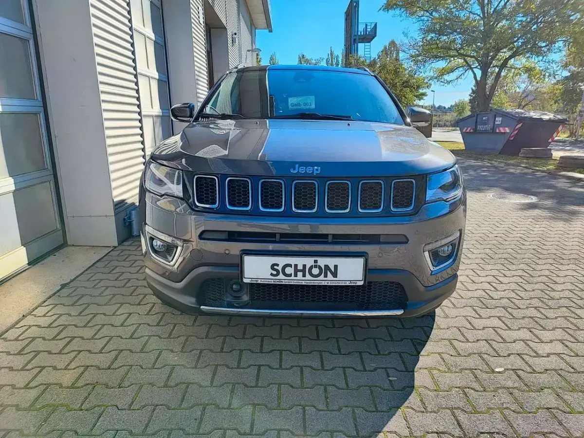 Usata Jeep Compass Limited 150 CV (110 kW) 2020 Granite crystal met. clear coa SUV