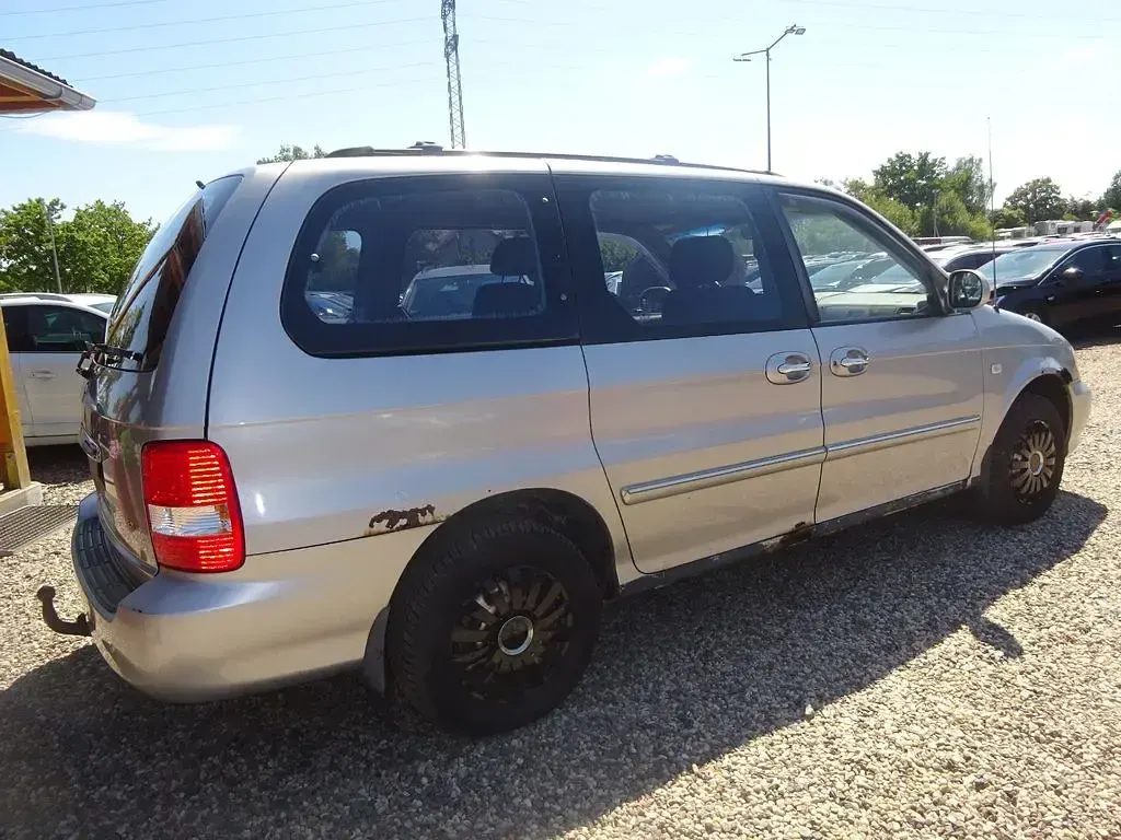 Gebraucht Kia Carnival EX 144 PS (105 kW) 2005 Grau Van / Kleinbus